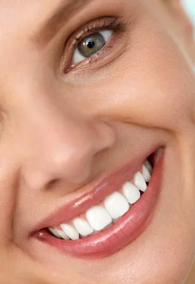 miling-woman-face